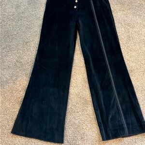 Poleci Black Wide-Leg Pants with Button Detail